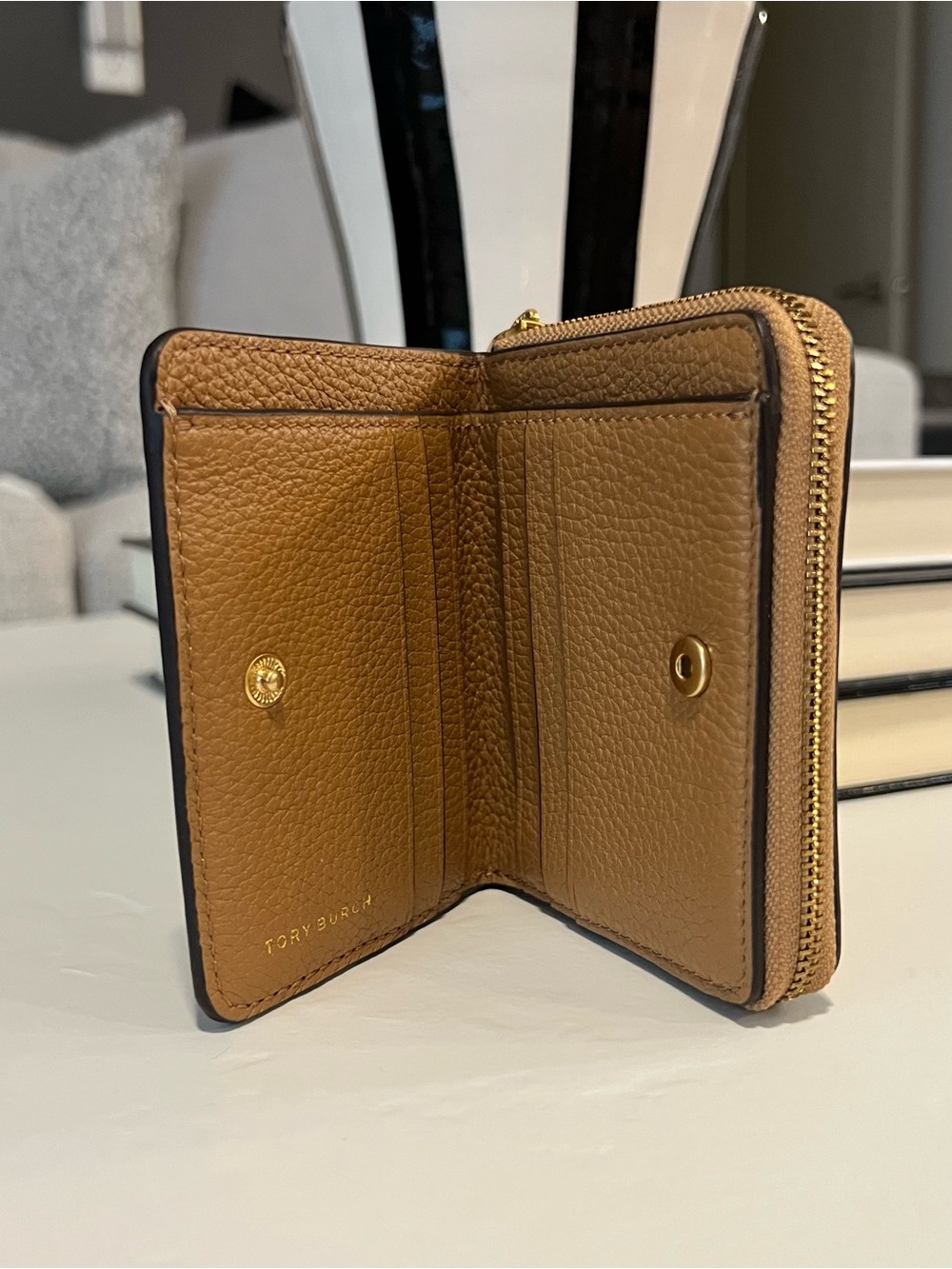 Tory Burch Britten Medium Bifold Wallet In Tiramisu - Picture 5 of 7